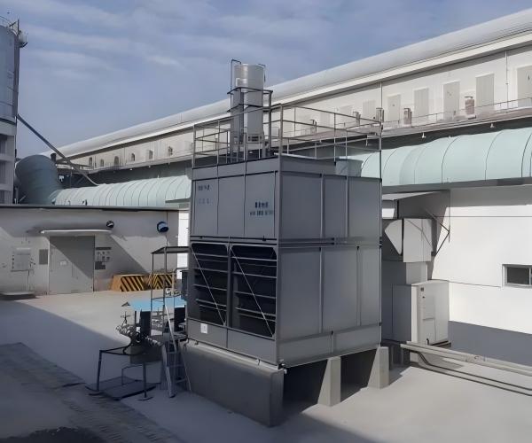 空水冷+密闭式冷却塔